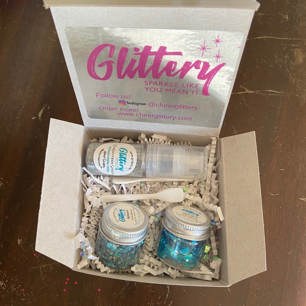 Glittery Brand Mermaid Makeup Kit